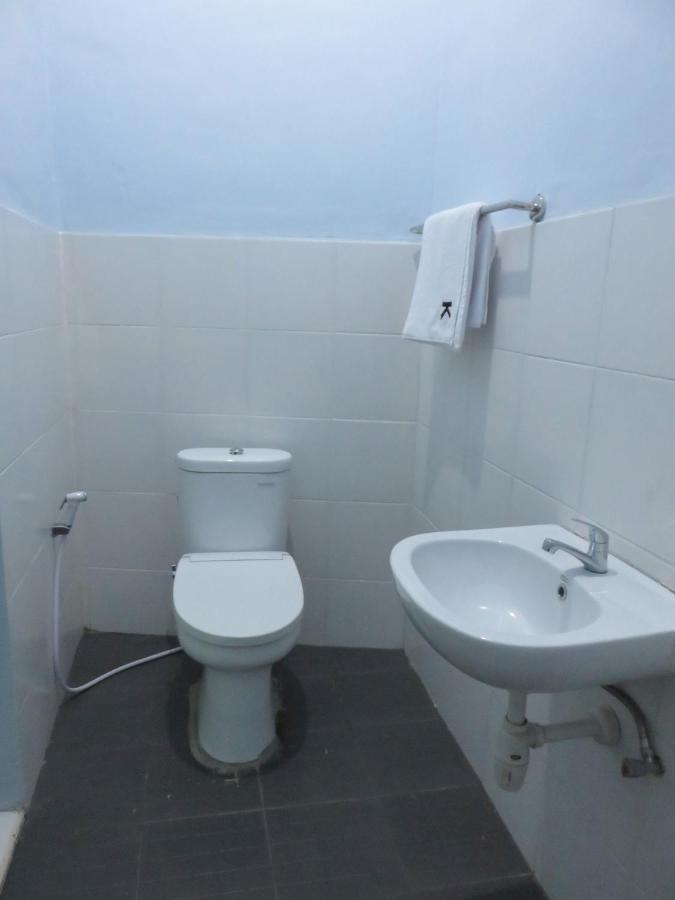 Kumpul Hostel Kuta เลอกีอัน ภายนอก รูปภาพ