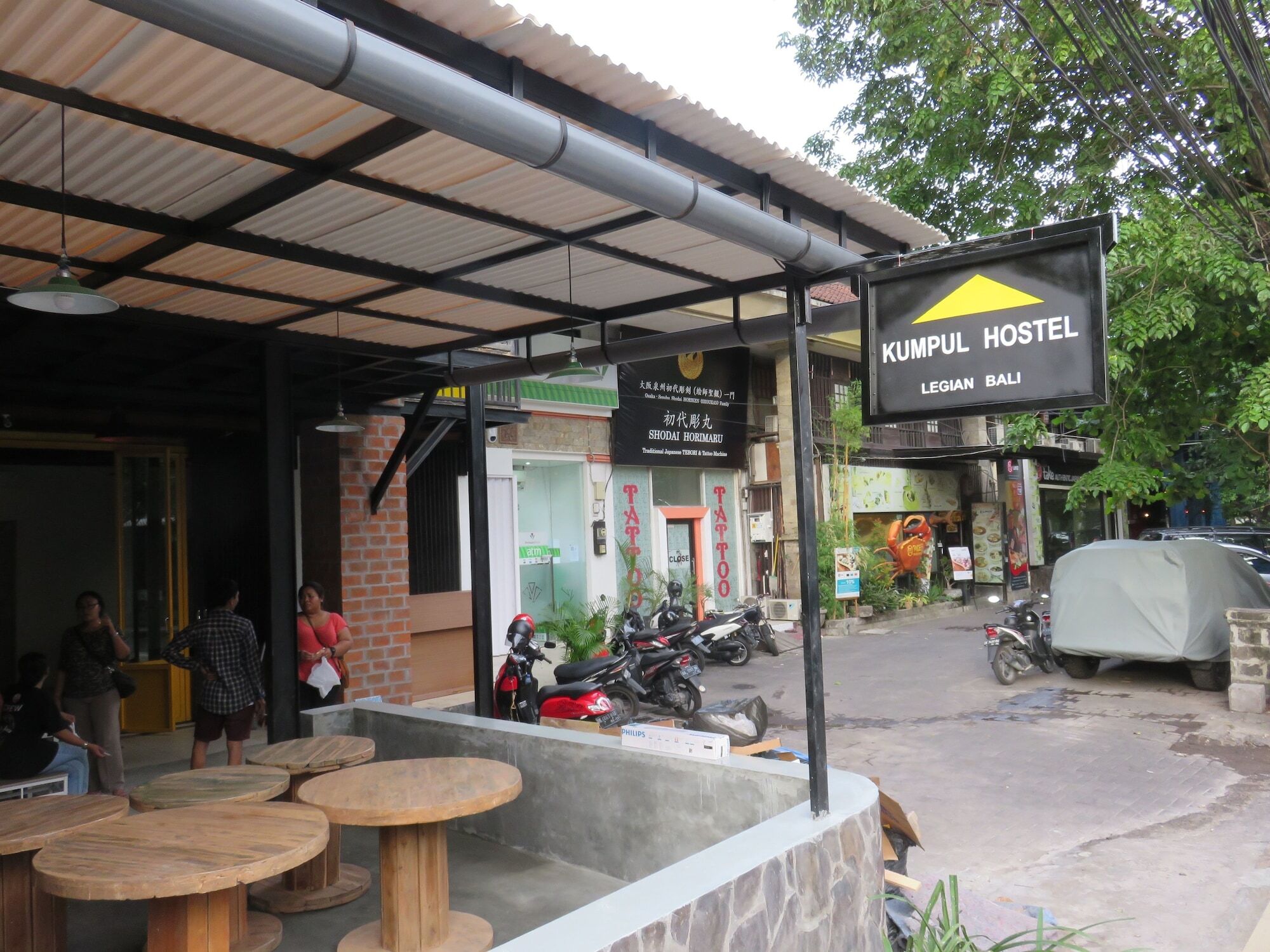 Kumpul Hostel Kuta เลอกีอัน ภายนอก รูปภาพ