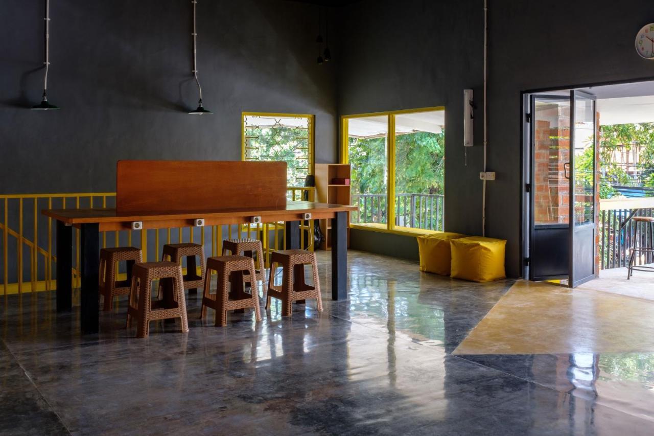 Kumpul Hostel Kuta เลอกีอัน ภายนอก รูปภาพ